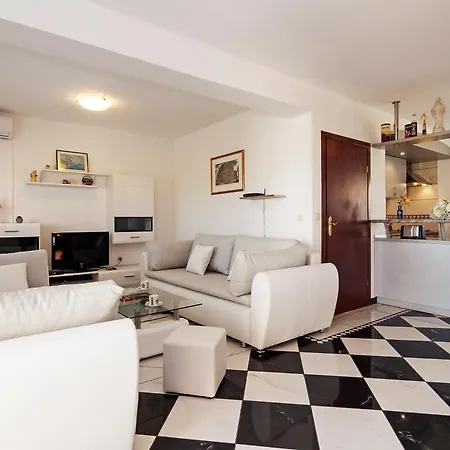 Villa Zubak Maslenica