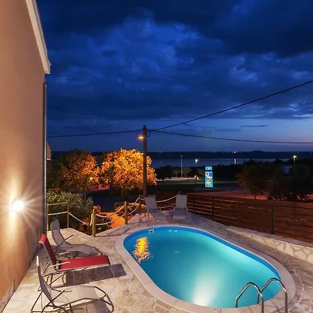 Zubak Villa